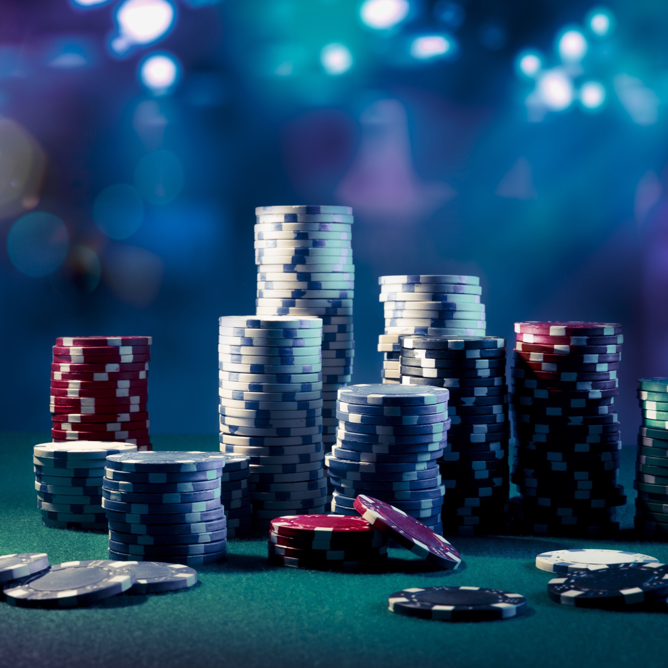 How to Stage an Intervention for a Loved One with a Gambling Problem | News  | USC Social Work